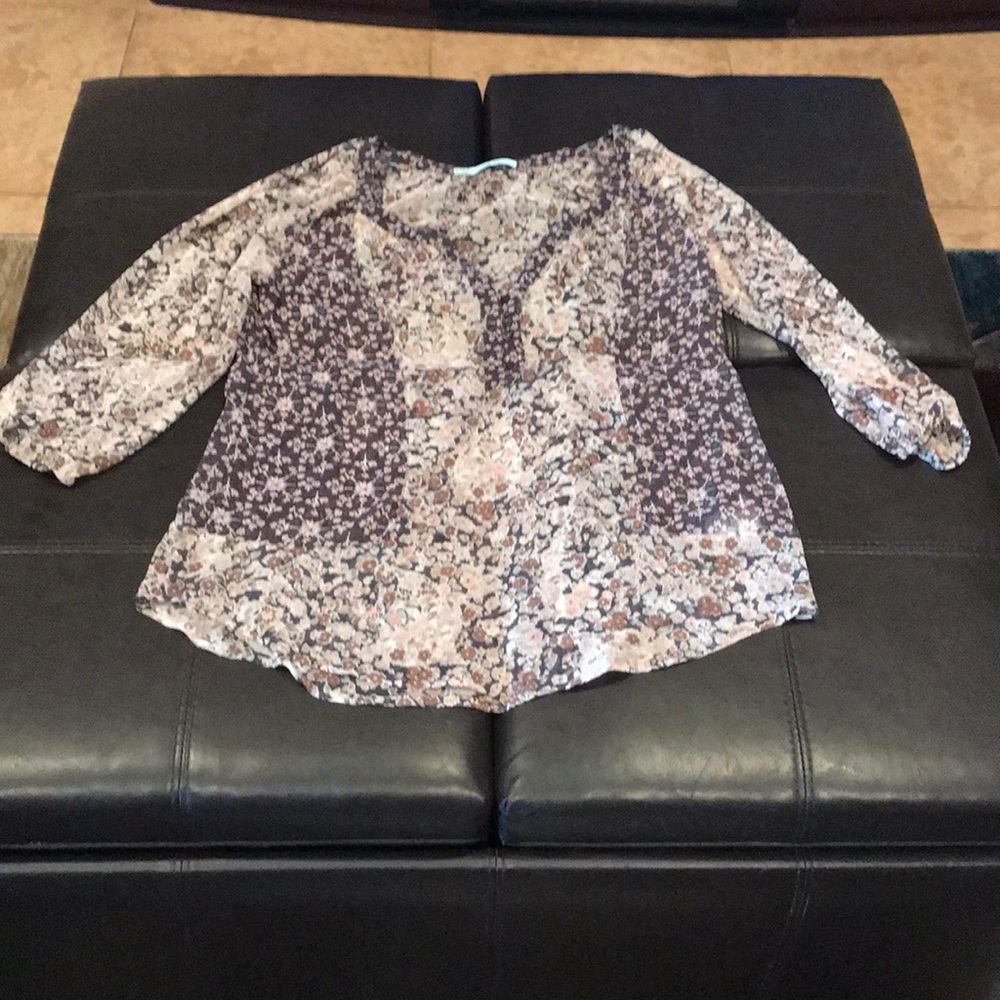 Quarter SleeveShirt